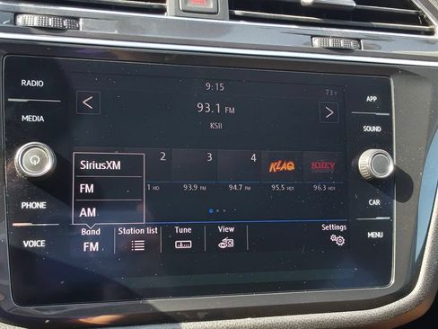 Used 2019 Volkswagen Tiguan SE FWD image 25