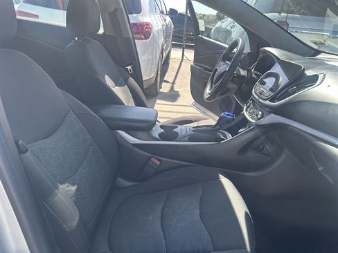 Used 2018 Chevrolet Volt LT image 11