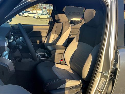 New 2025 Toyota Tacoma TRD Sport image 11