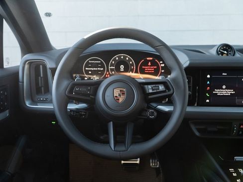 New 2026 Porsche Cayenne S image 23