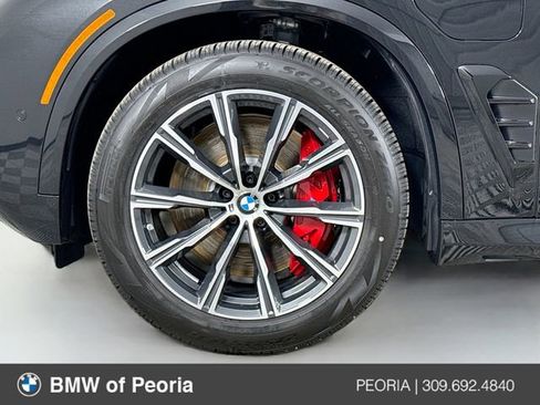 New 2026 BMW X5 xDrive50e w/ M Sport Package image 32