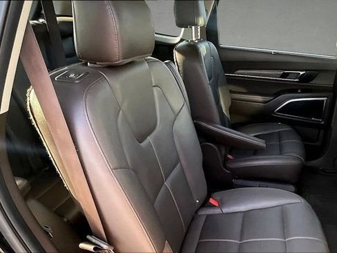 Used 2021 Kia Telluride SX w/ Towing Package FWD image 21