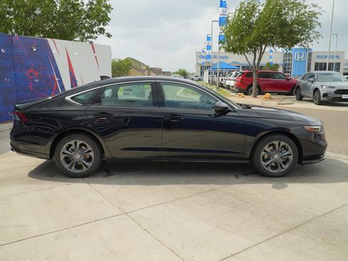 New 2026 Honda Accord EX-L image 4