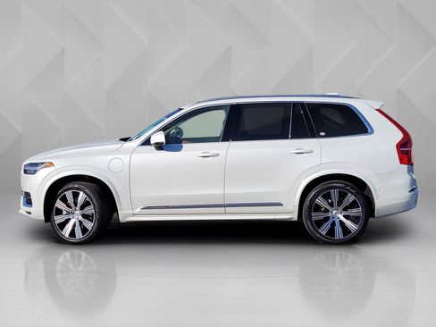Certified 2024 Volvo XC90 T8 Plus w/ Protection Package Premier image 3