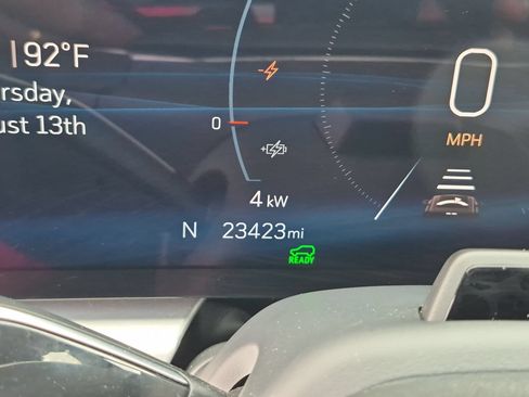 Used 2024 Cadillac Lyriq Luxury AWD/4WD image 11