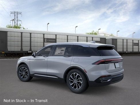 New 2026 Lincoln Nautilus Premier AWD/4WD image 26