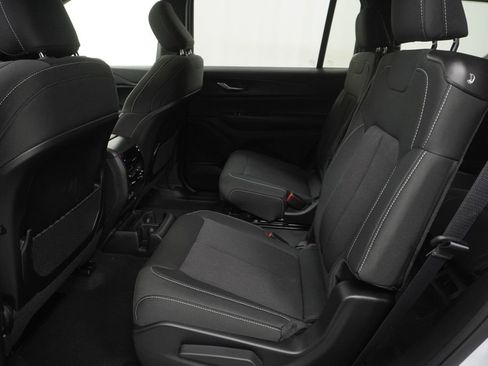 New 2026 Jeep Grand Cherokee L Laredo AWD/4WD image 17