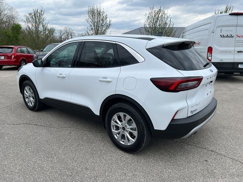 Used 2024 Ford Escape Active image 5