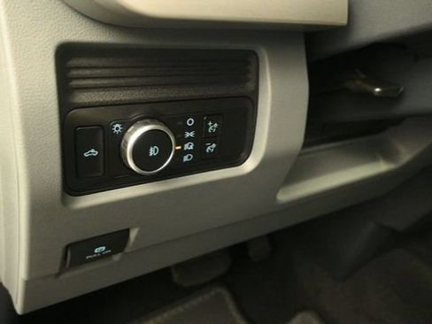 New 2026 Ford F250 XLT w/ FX4 Off-Road Package AWD/4WD image 13