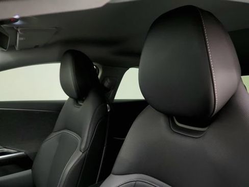 Used 2025 Lucid Air Pure RWD image 49