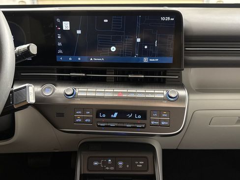 Certified 2024 Hyundai Kona SEL w/ Convenience Package FWD image 20