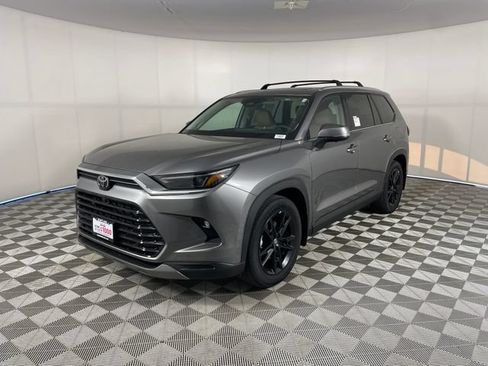 New 2026 Toyota Grand Highlander AWD image 1