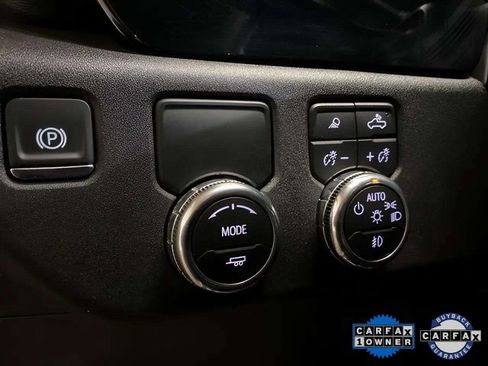 Used 2025 GMC Sierra 1500 SLT image 30