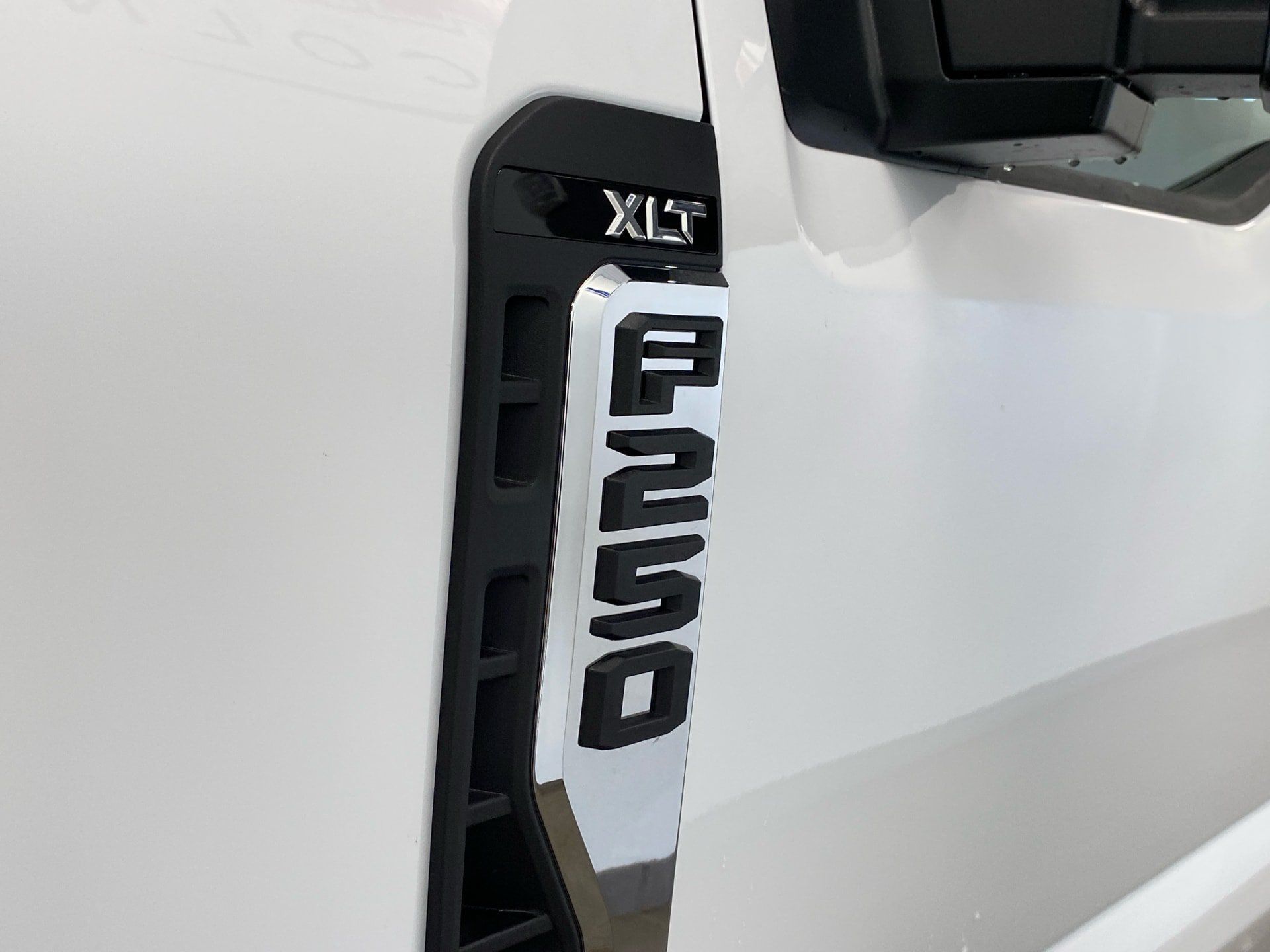 New 2026 Ford F250 XLT w/ Snow Plow Prep Package AWD/4WD image 8