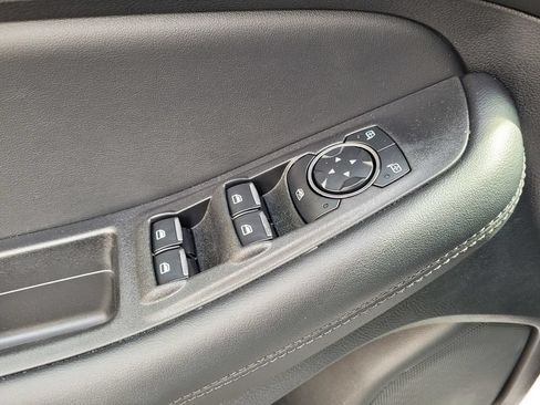 New 2024 Ford Edge SE w/ Black Appearance Package AWD/4WD image 13