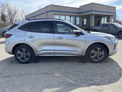 Used 2024 Ford Escape ST-Line w/ Tech Pack #1 image 13