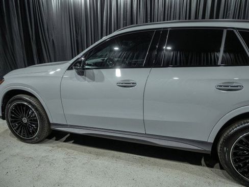 New 2026 Mercedes-Benz GLC 300 image 5