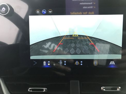 New 2026 Chevrolet Equinox LT image 37