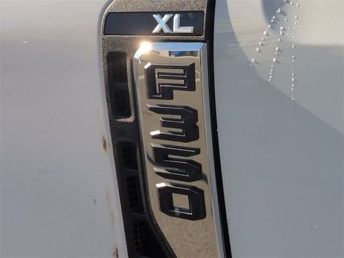 New 2026 Ford F350 XL w/ FX4 Off-Road Package image 13