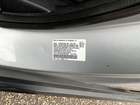 Used 2018 Honda Odyssey LX image 18
