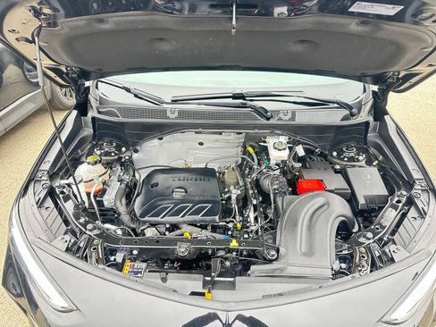 Used 2025 Buick Encore GX Preferred image 32