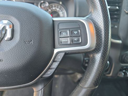 Used 2021 RAM 2500 Big Horn image 28