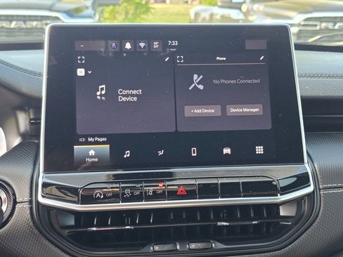 Used 2024 Jeep Compass Latitude w/ Altitude Special Edition image 22