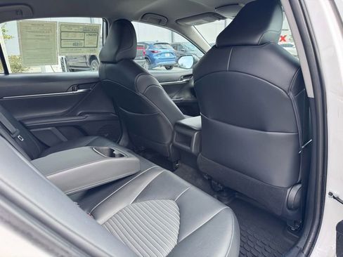 Used 2021 Toyota Camry SE image 20