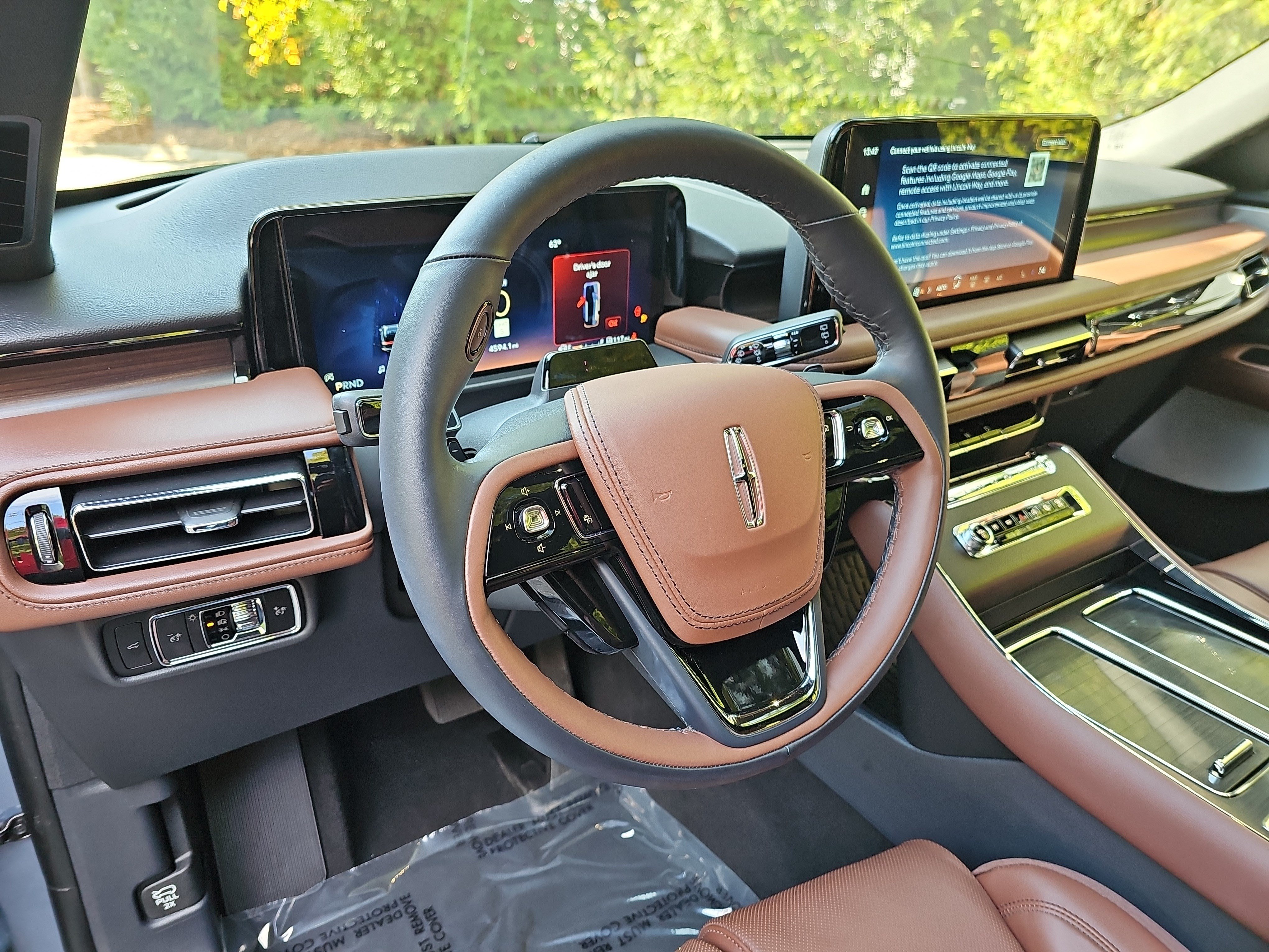 Used 2026 Lincoln Aviator Reserve AWD/4WD image 18