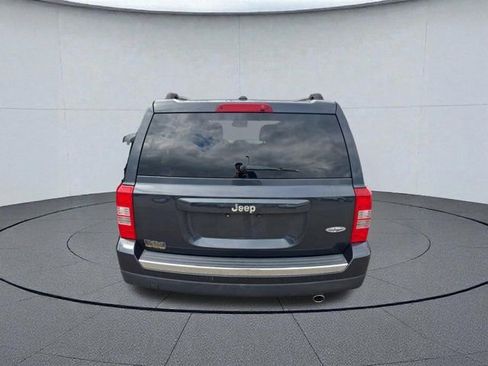 Used 2016 Jeep Patriot High Altitude image 5