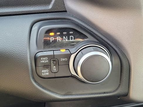 Used 2024 RAM 2500 Big Horn w/ Bed Utility Group image 17