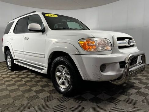 Used 2006 Toyota Sequoia SR5 image 5