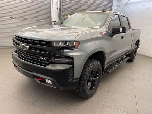 Used 2019 Chevrolet Silverado 1500 LT Trail Boss AWD/4WD image 7