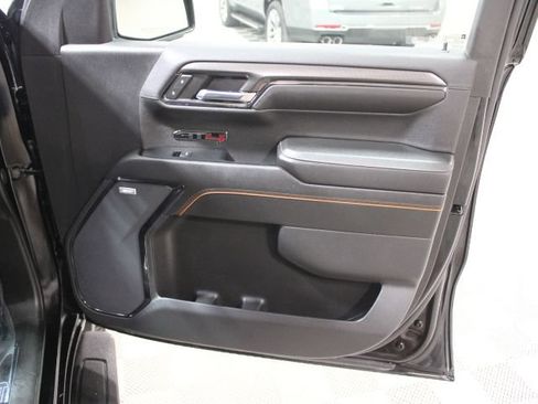 Used 2024 GMC Sierra 1500 AT4 w/ Technology Package AWD/4WD image 25