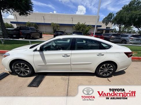 Used 2016 Toyota Avalon XLE FWD image 1