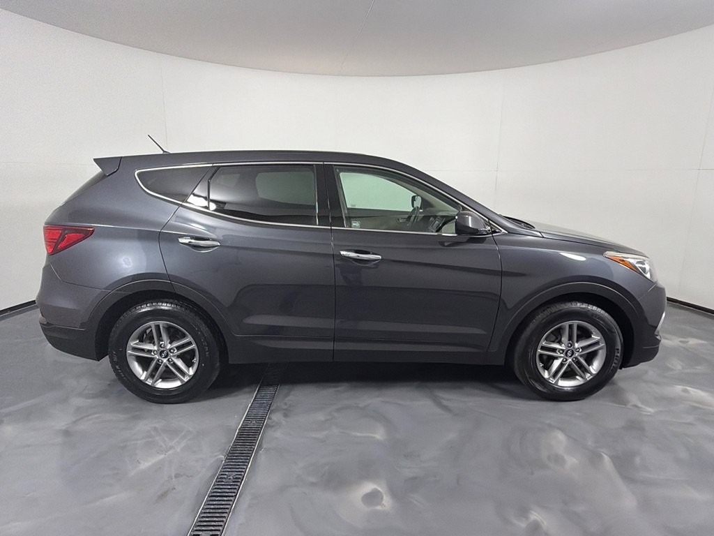 Used 2018 Hyundai Santa Fe Sport AWD/4WD image 4