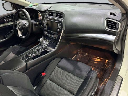 Used 2019 Nissan Maxima 3.5 S w/ Floor Mat Group image 70