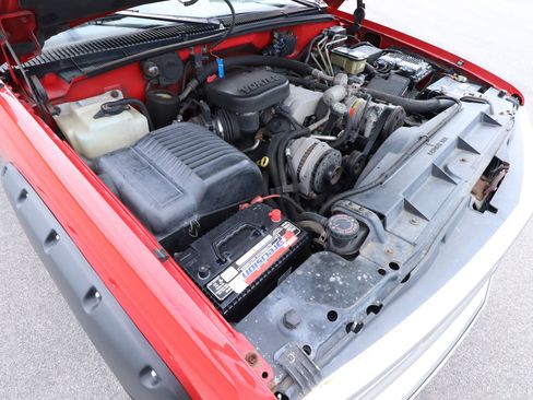 Used 1996 Chevrolet Silverado 3500 4x4 Extended Cab image 23