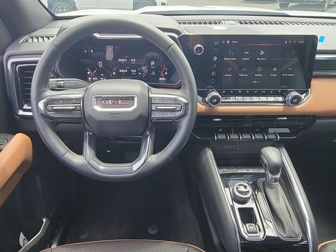 Used 2026 GMC Canyon AT4 w/ Technology Plus Package AWD/4WD image 11
