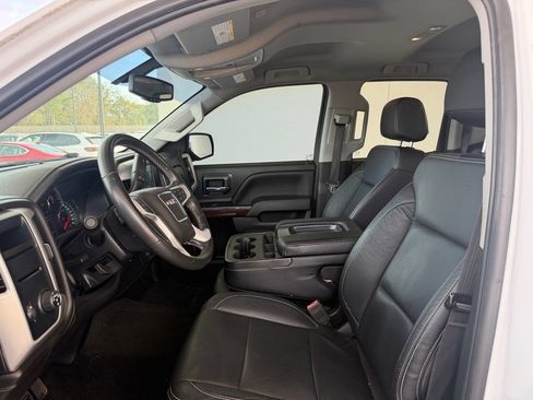Used 2018 GMC Sierra 1500 SLE w/ SLE Value Package image 10