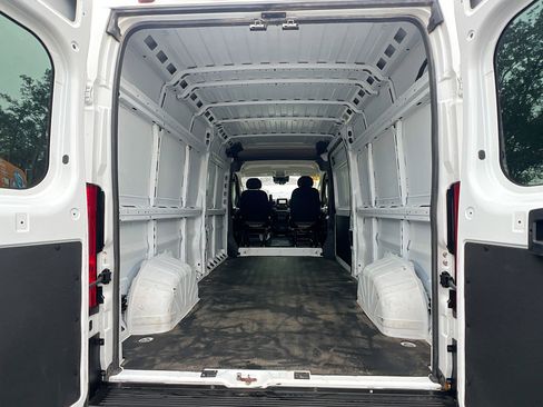 Used 2023 RAM ProMaster 2500 image 35