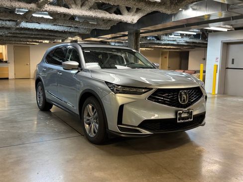 New 2026 Acura MDX SH-AWD image 2