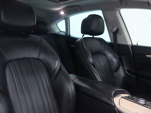 Used 2017 Maserati Levante S image 20