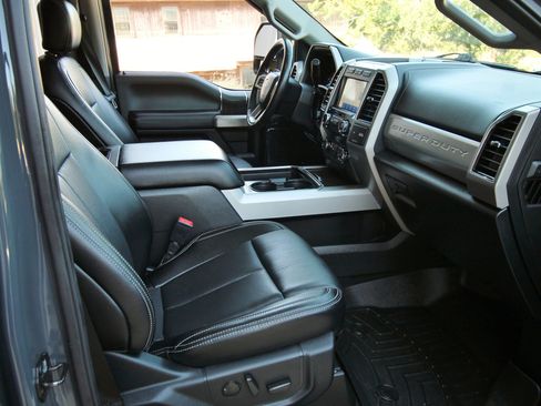 Used 2021 Ford F250 Lariat AWD/4WD image 42
