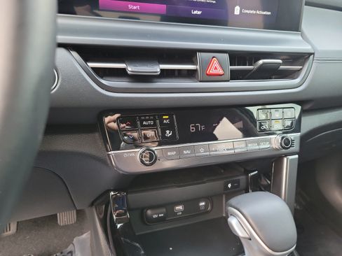 Used 2025 Kia Seltos EX w/ EX Sunroof Package FWD image 18