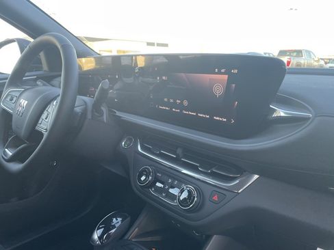 New 2026 Buick Envista Preferred w/ Convenience I Package image 31