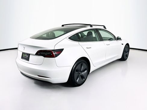 Used 2020 Tesla Model 3 Standard Range Plus image 9