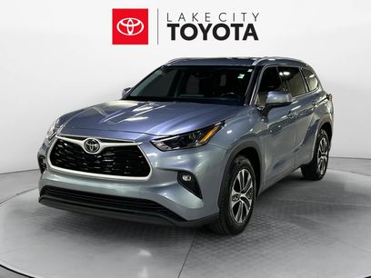 Used 2022 Toyota Highlander XLE