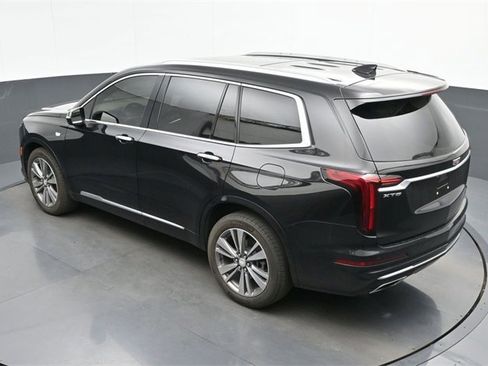 Used 2023 Cadillac XT6 Premium Luxury image 22