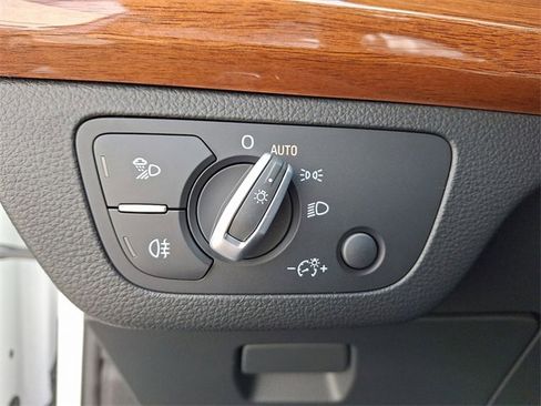 Used 2023 Audi Q5 2.0T Premium Plus w/ Premium Plus Package image 24